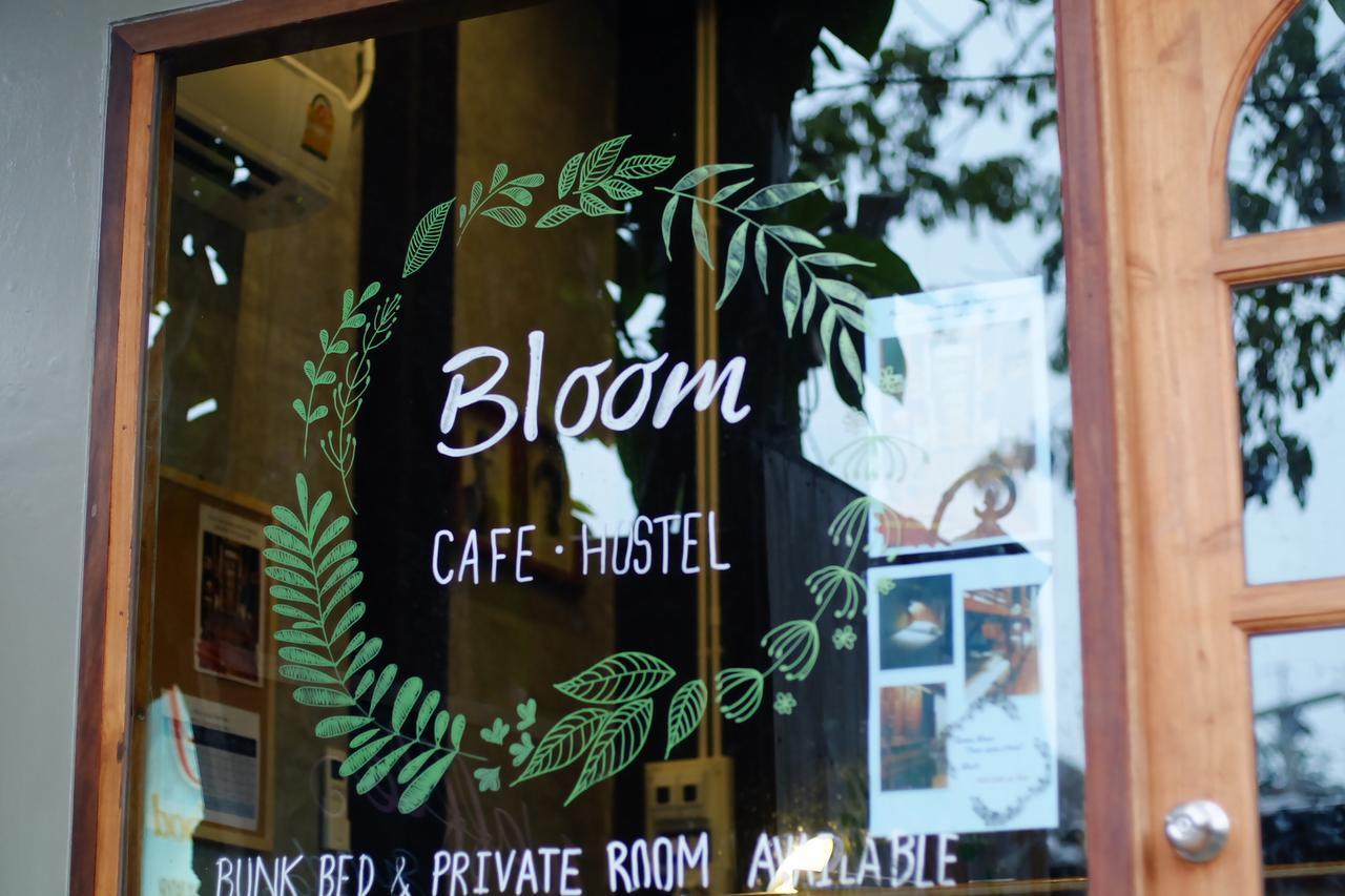 Bloom Cafe&Hostel Koh Lipe Buitenkant foto