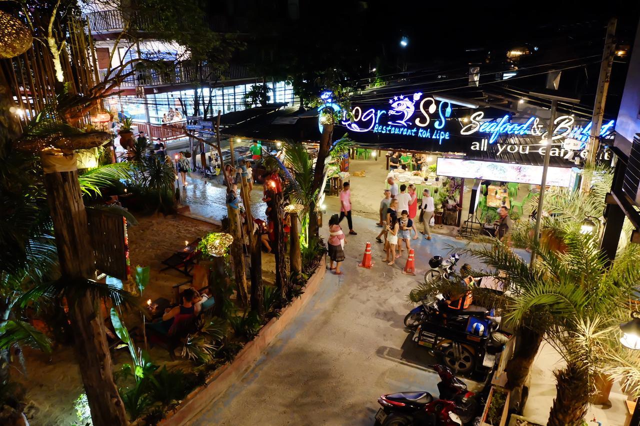 Bloom Cafe&Hostel Koh Lipe Buitenkant foto